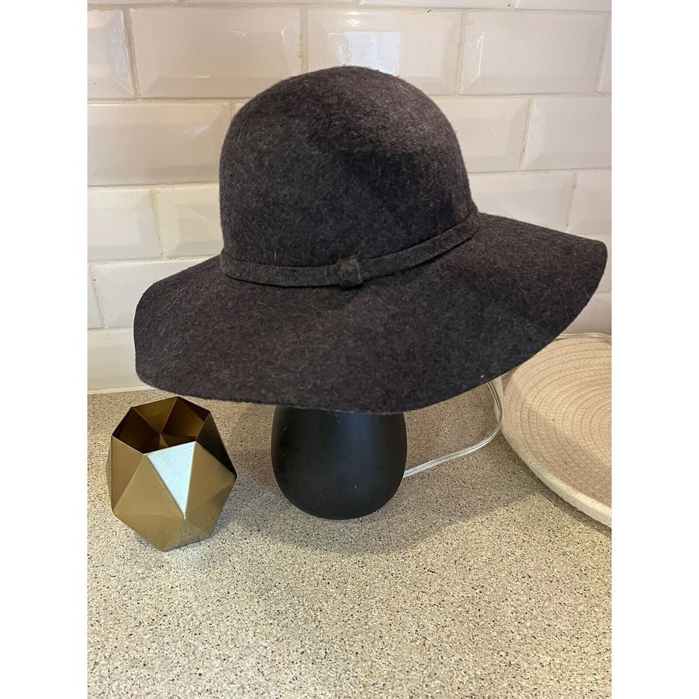 UO Urban Outfitters DEENA & OZZY Classic Floppy‎ Felted Wool Hat